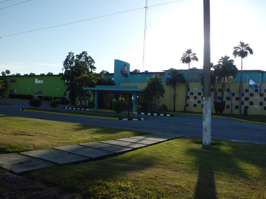 HOTEL COLONY