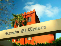 Hotel Rancho El Tesoro. Hotel Rancho El Tesoro.