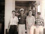 Esta foto es frente al Garage Sudstroms(actual Cupet), y es del albúm de Rene Llorca que eran los propietarios